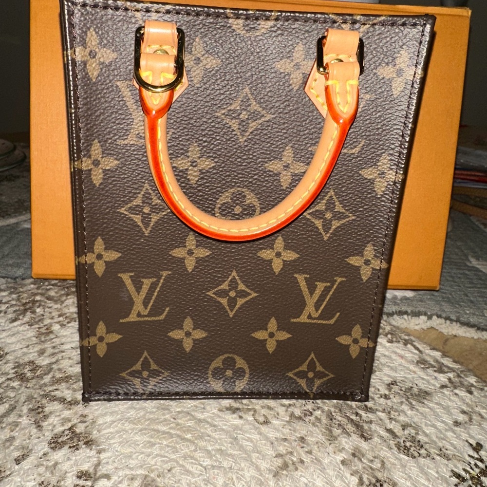 Louis Vuitton Brown and Gold Monogram Handbag